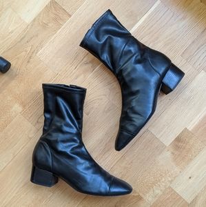 SCHUTZ black boots sz 7.5